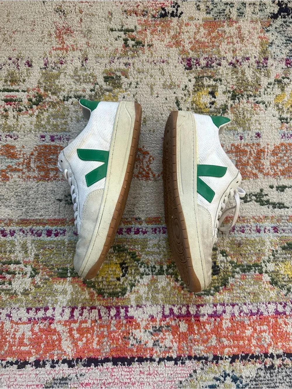 Veja minimal sneakers